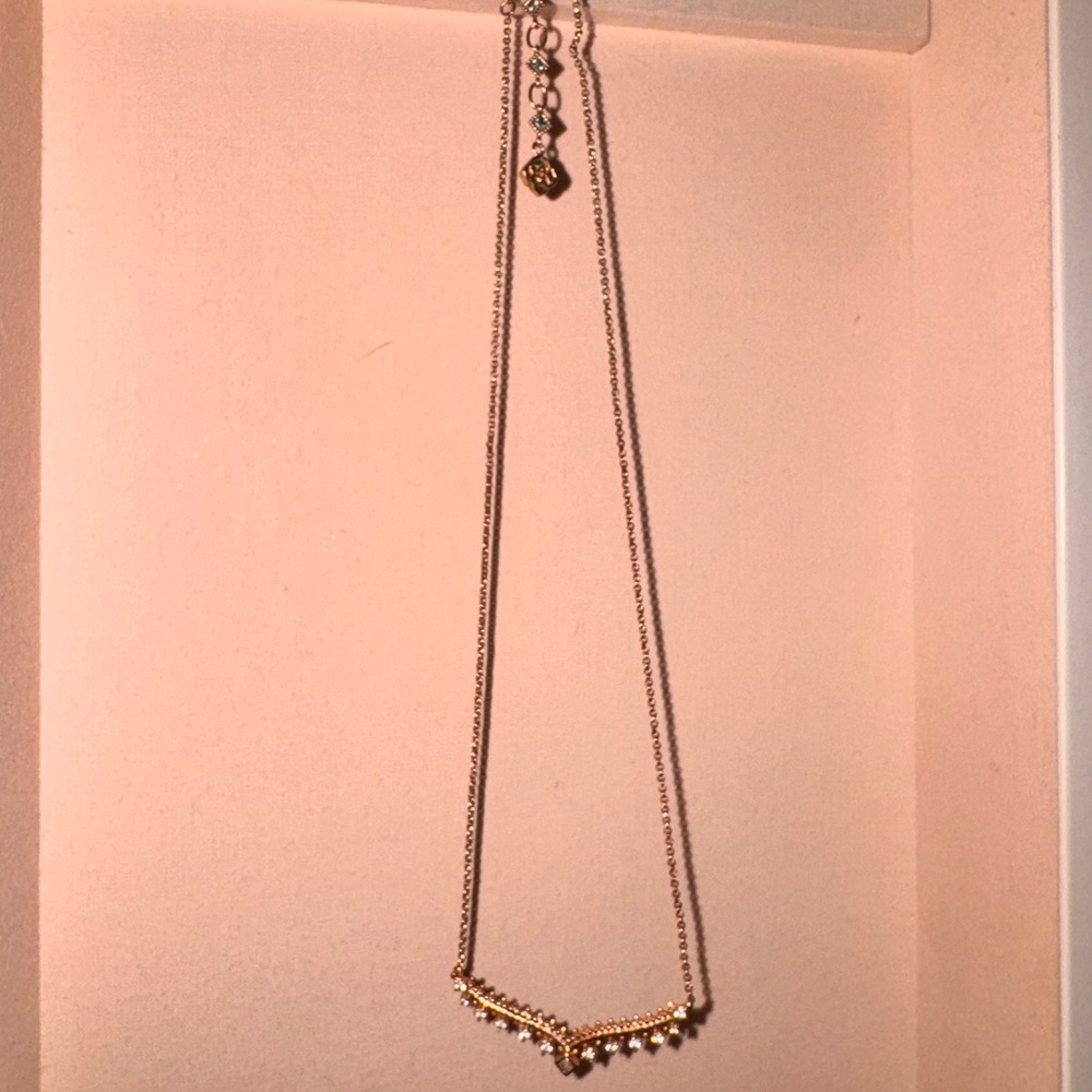 Kendra Scott Rose Gold Vern Necklace - Picture 3 of 5